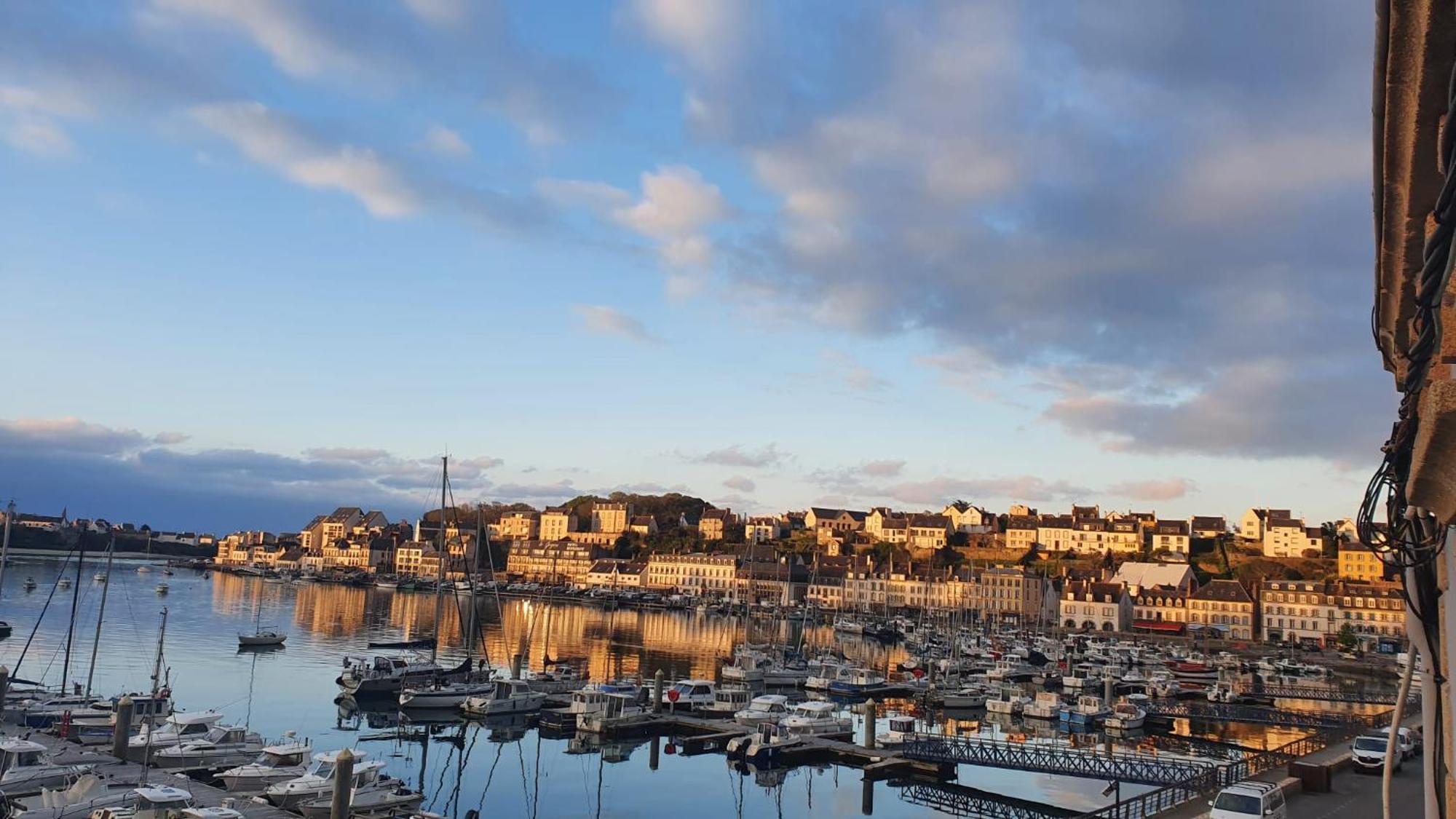 Anatoline Audierne Appartements Vue Mer - Sea & Harbor Stay Kültér fotó